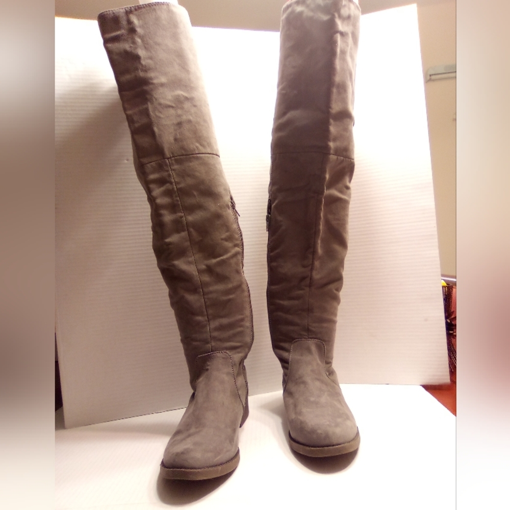 SHOE DAZZLE BOOTS